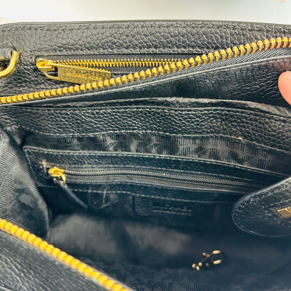 Michael Kors Black Pebbled Leather Handbag Crossbody Satchel Tote Gold Hardware - Picture 11 of 15